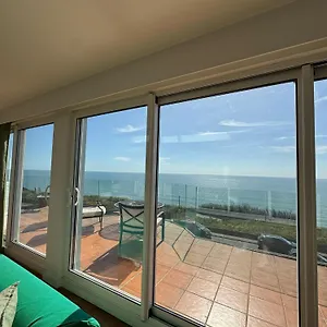  Apartment Panoramic Sea View Studio: Beachside Comfort For Three